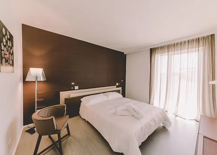 Suite 10 Home Design&Spa