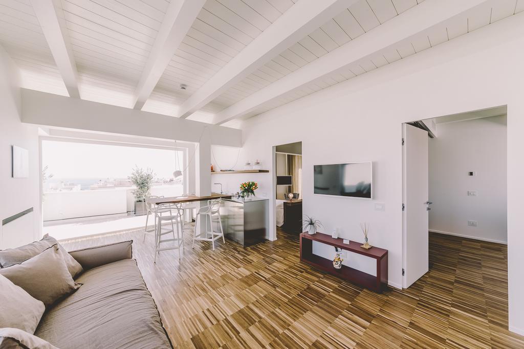 10 Design & Bed and breakfast
